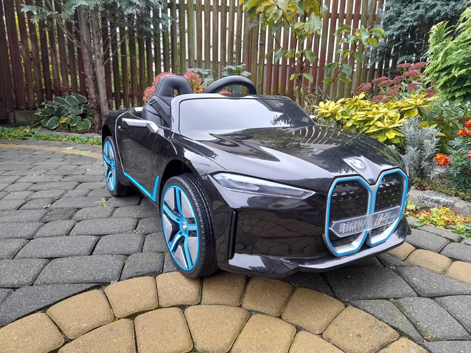Samochód na akumulator BMW I4. NOWY!