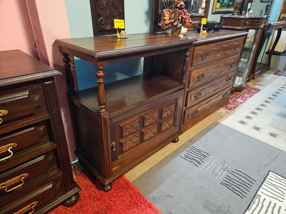 Móvel bar em madeira - óptimo estado geral