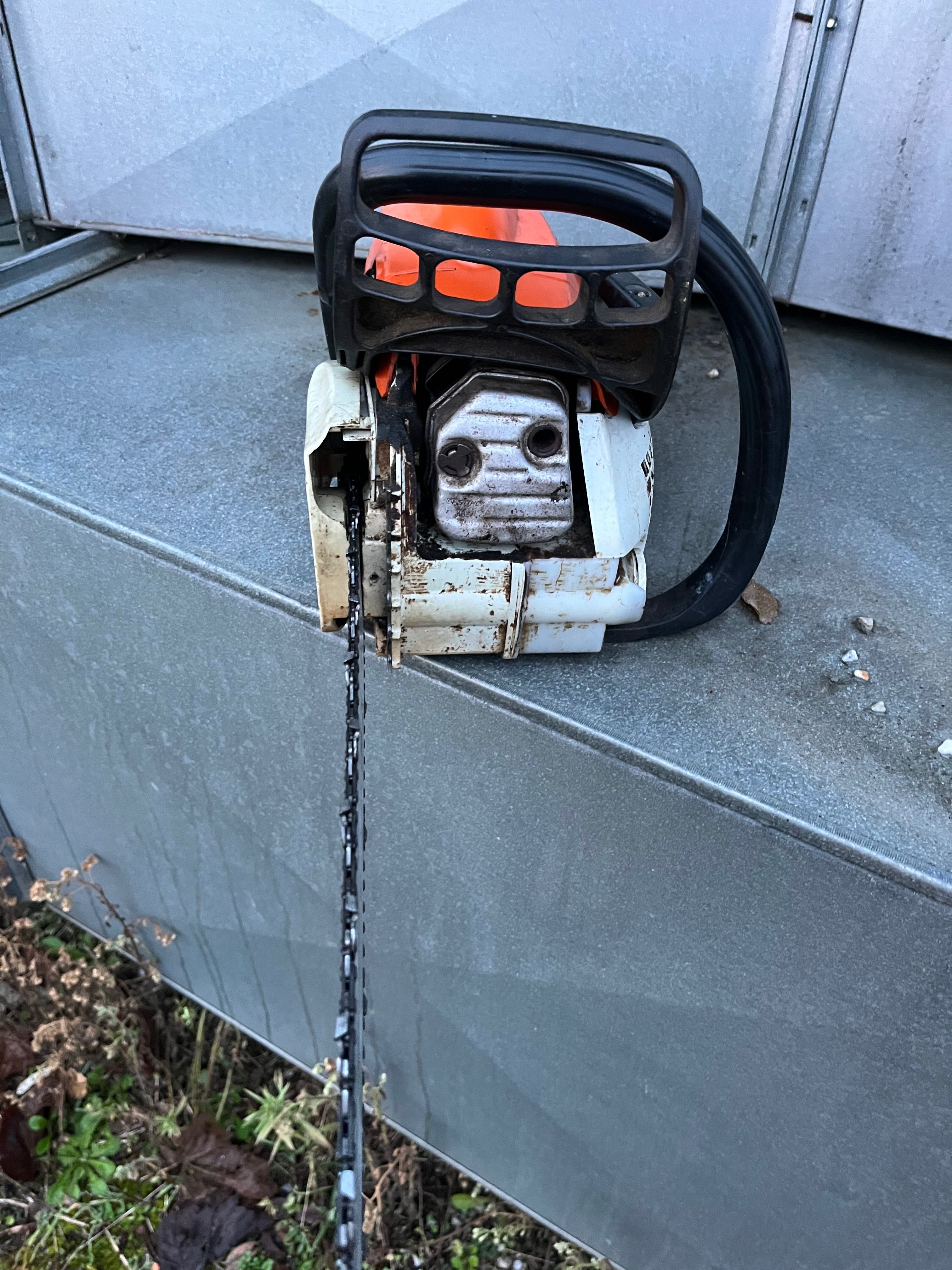 Pila spalinowa Stihl NS211