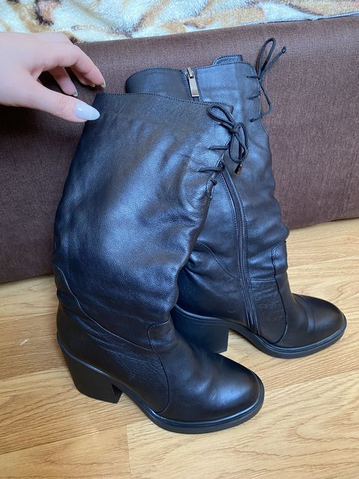 Шкіряні зимові чоботи