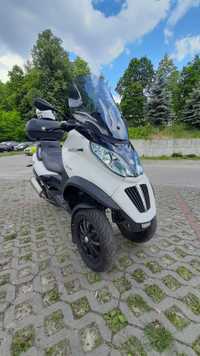 Piaggio MP3 500 14 r. Kat B, mały przebieg