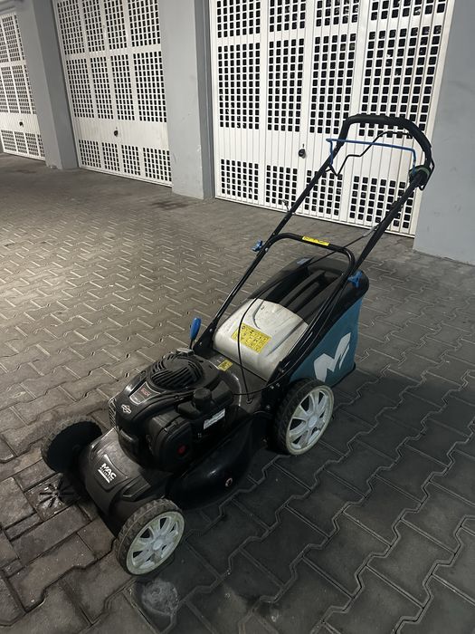 Sprzedam kosiarke spalinowa z napedem