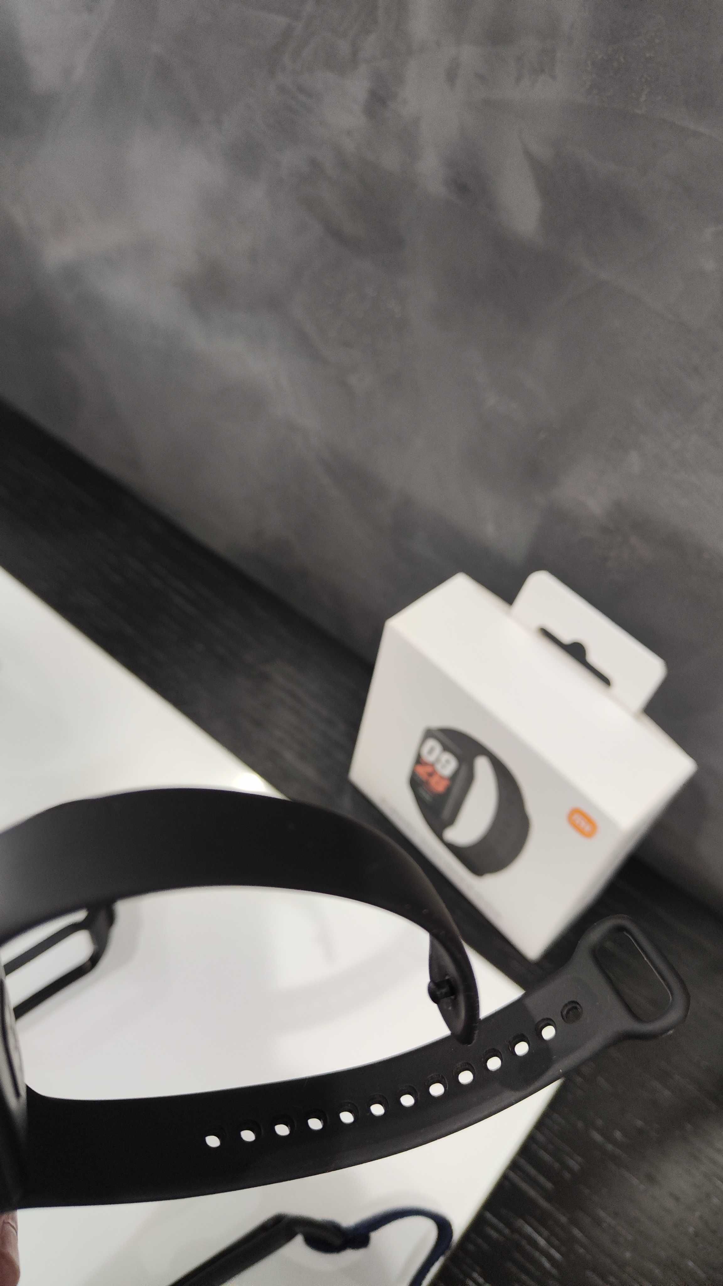Xiaomi mi band 8 Active + 2 pulseiras c/fio para carregar