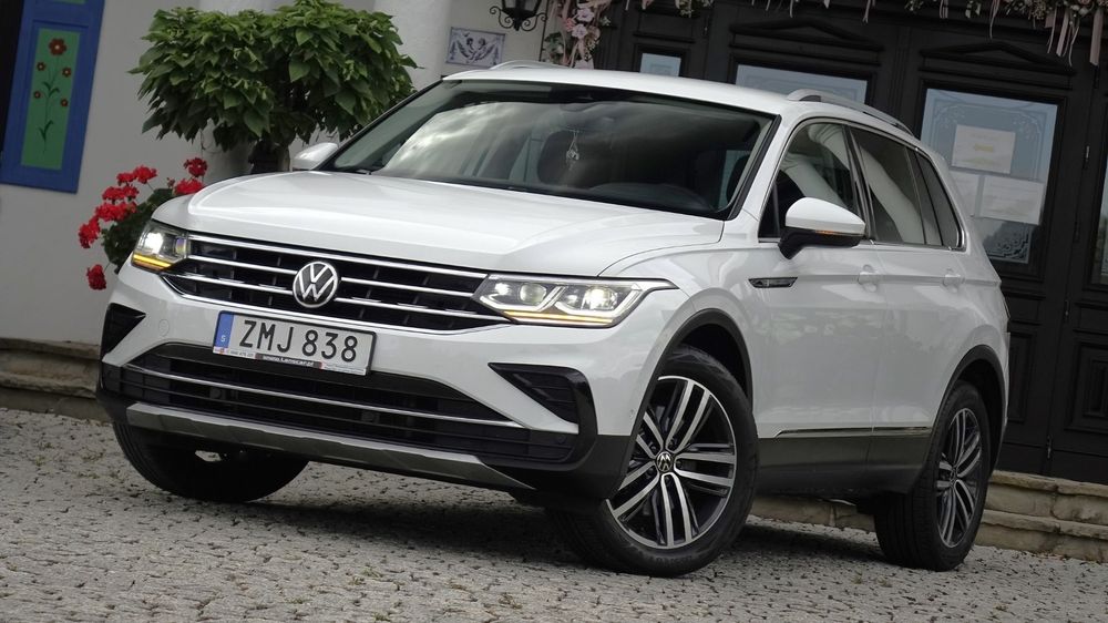 Volkswagen Tiguan LansCAR 2021 2.0TDI 200KM 4motion VirtualCocpitRadarKameraNaviPdcLEDiQ