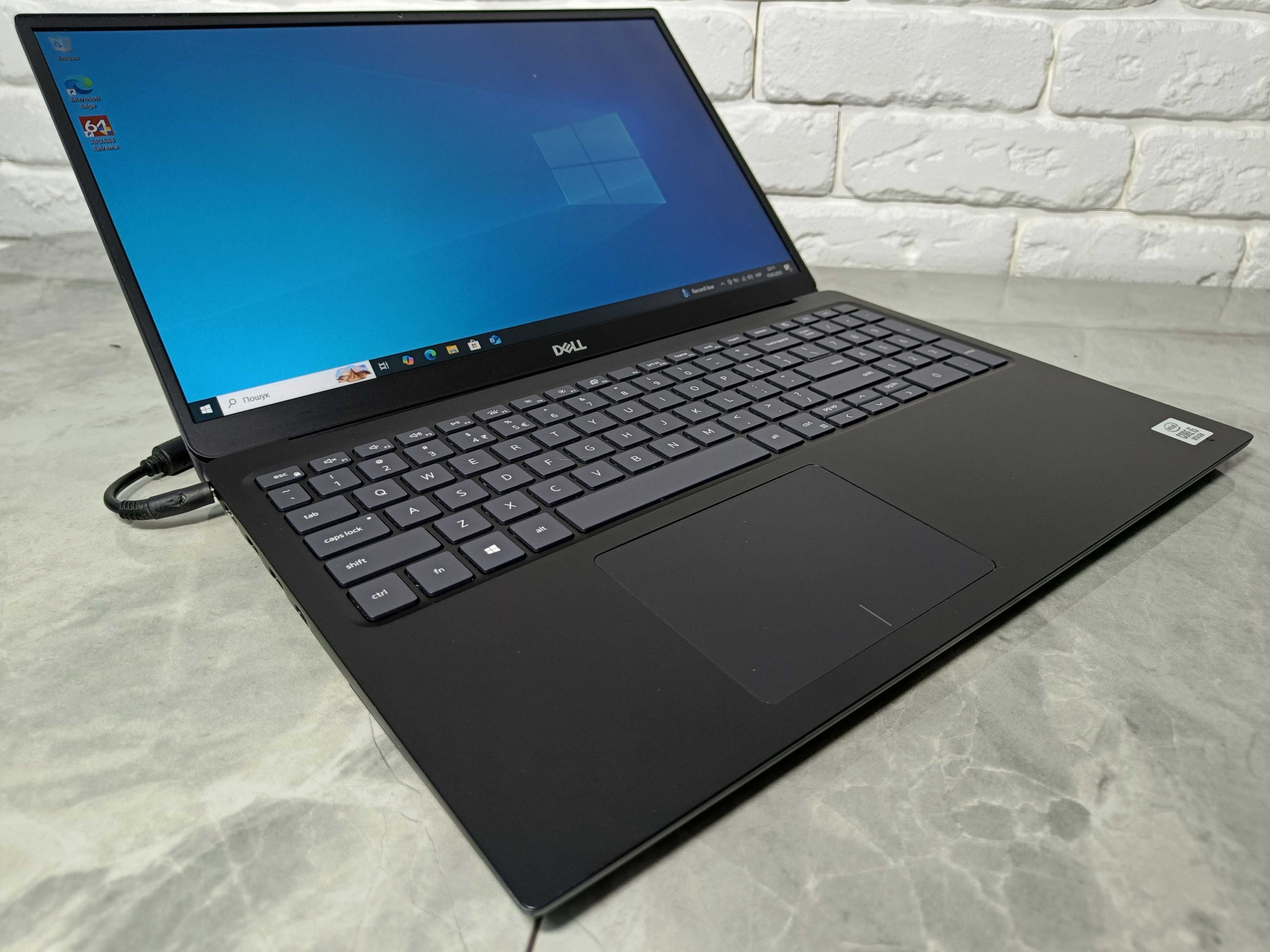 Ноутбук DELL Vostro 5590 15.6 1920x1080 i5-10210U 16GB DDR4 SSD 256 GB