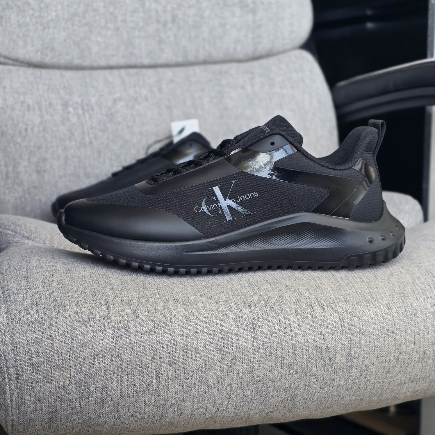 Calvin Klein / Чоловічі кросівки