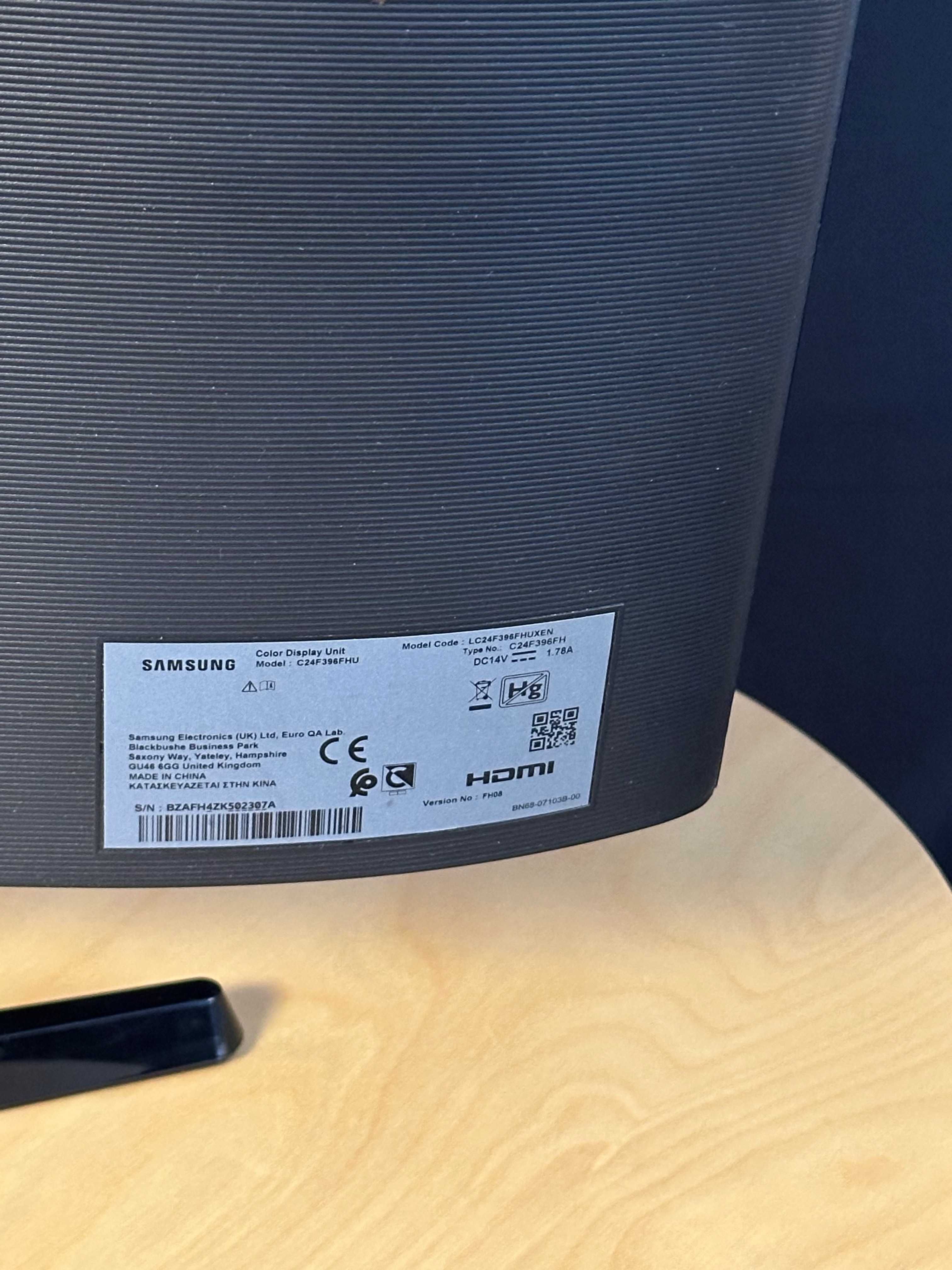 Monitor Samsung C24F396FHU – Zakrzywiony ekran 24”