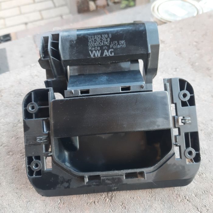 VW Crafter II klamka drzwi 7C0.829.309 B