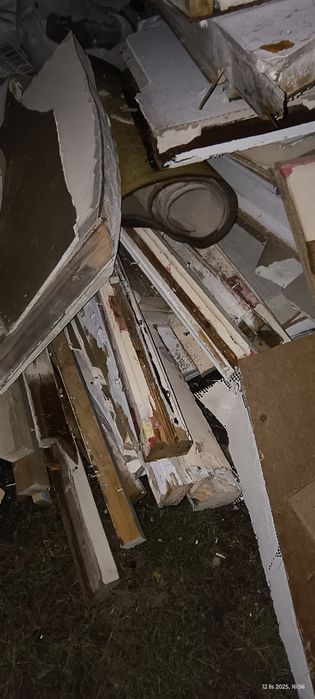 Oddam złom drewno iyp.