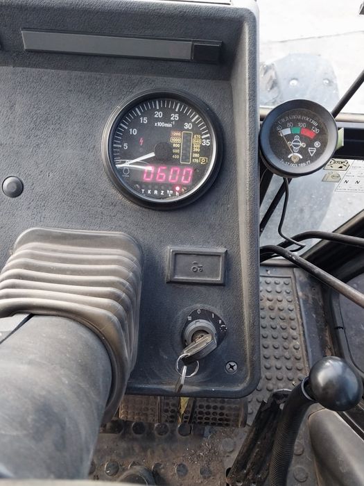 МТЗ-892 трактор   .