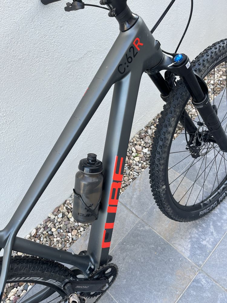 Bicicleta Cube Reaction C62 Race