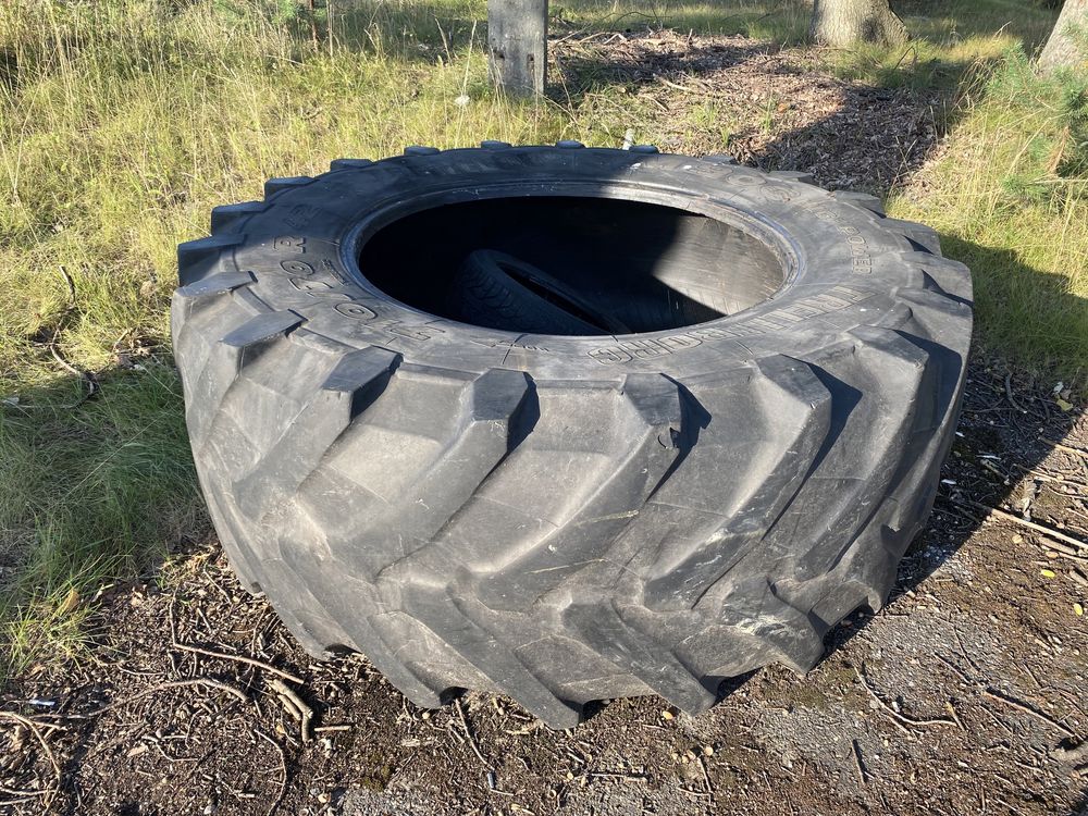 Opona Trelleborg 710/70 R42