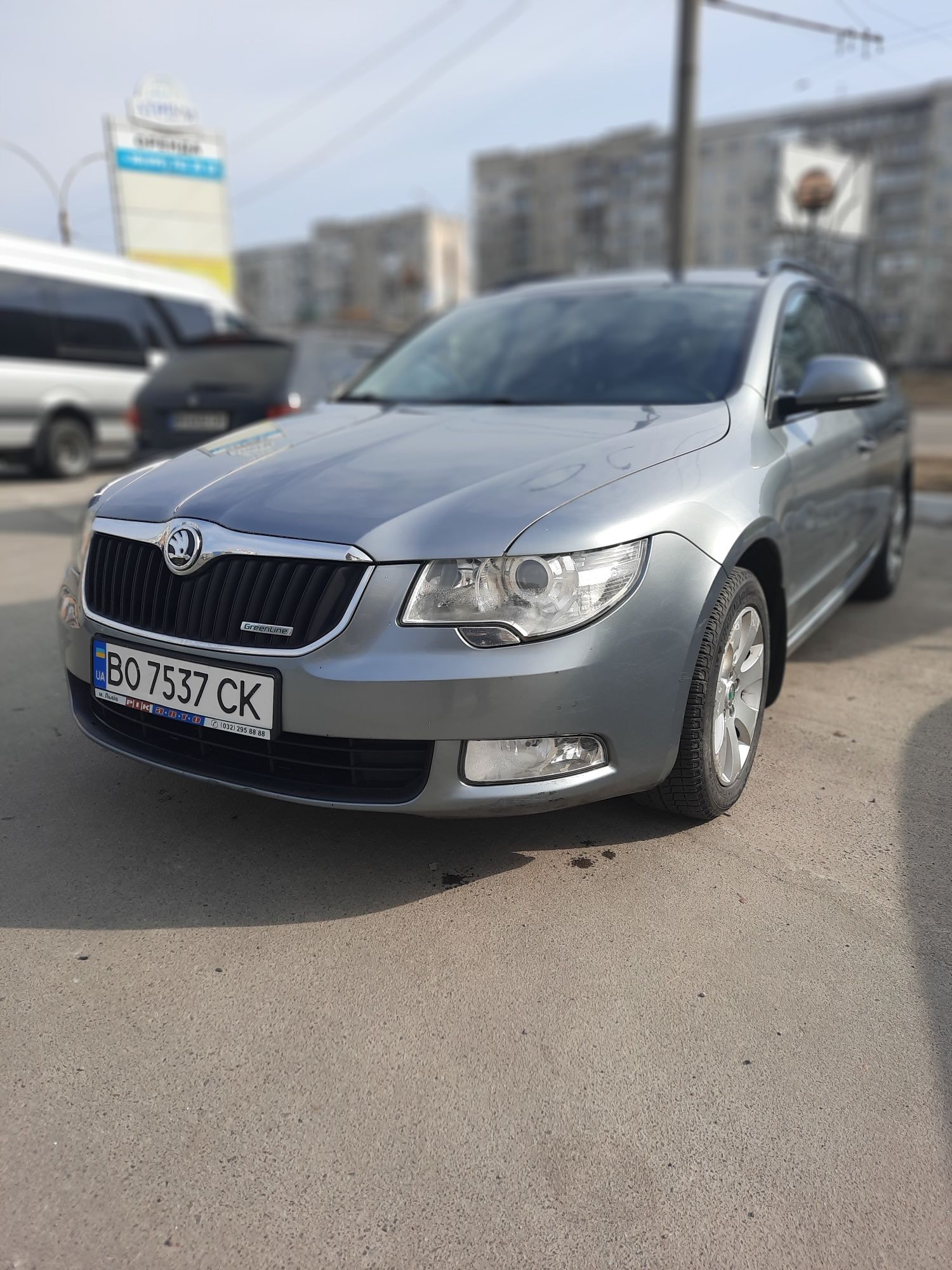 Skoda superb 2012