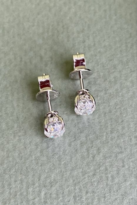 Серебряные серьги с муассанитом 1 карат