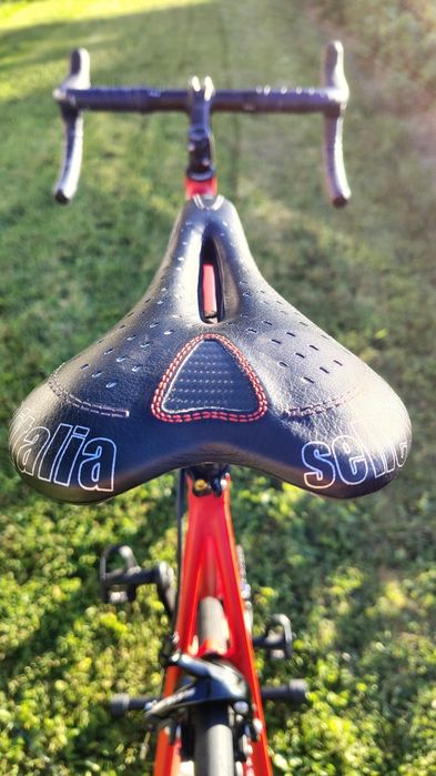 Rower Szosowy rama Fuji r. L 58cm Osprzęt Shimano 105 R7000 używany