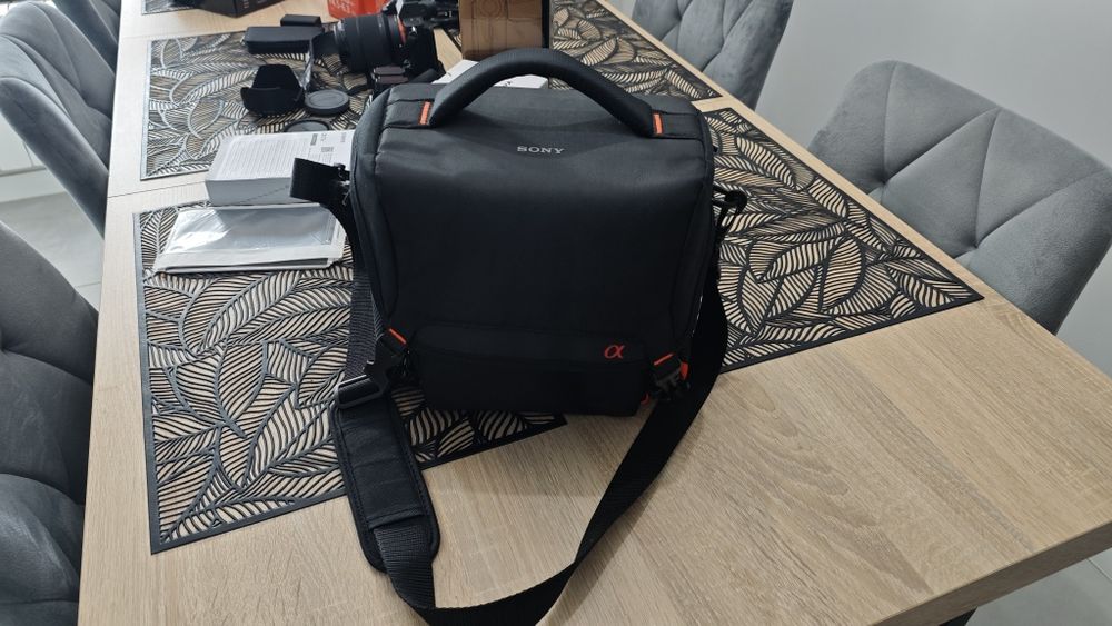 Sony A7III Jak nowy! Nowe Obiektywy,Lampa,Akumulatory,Torba, MAX200zdj