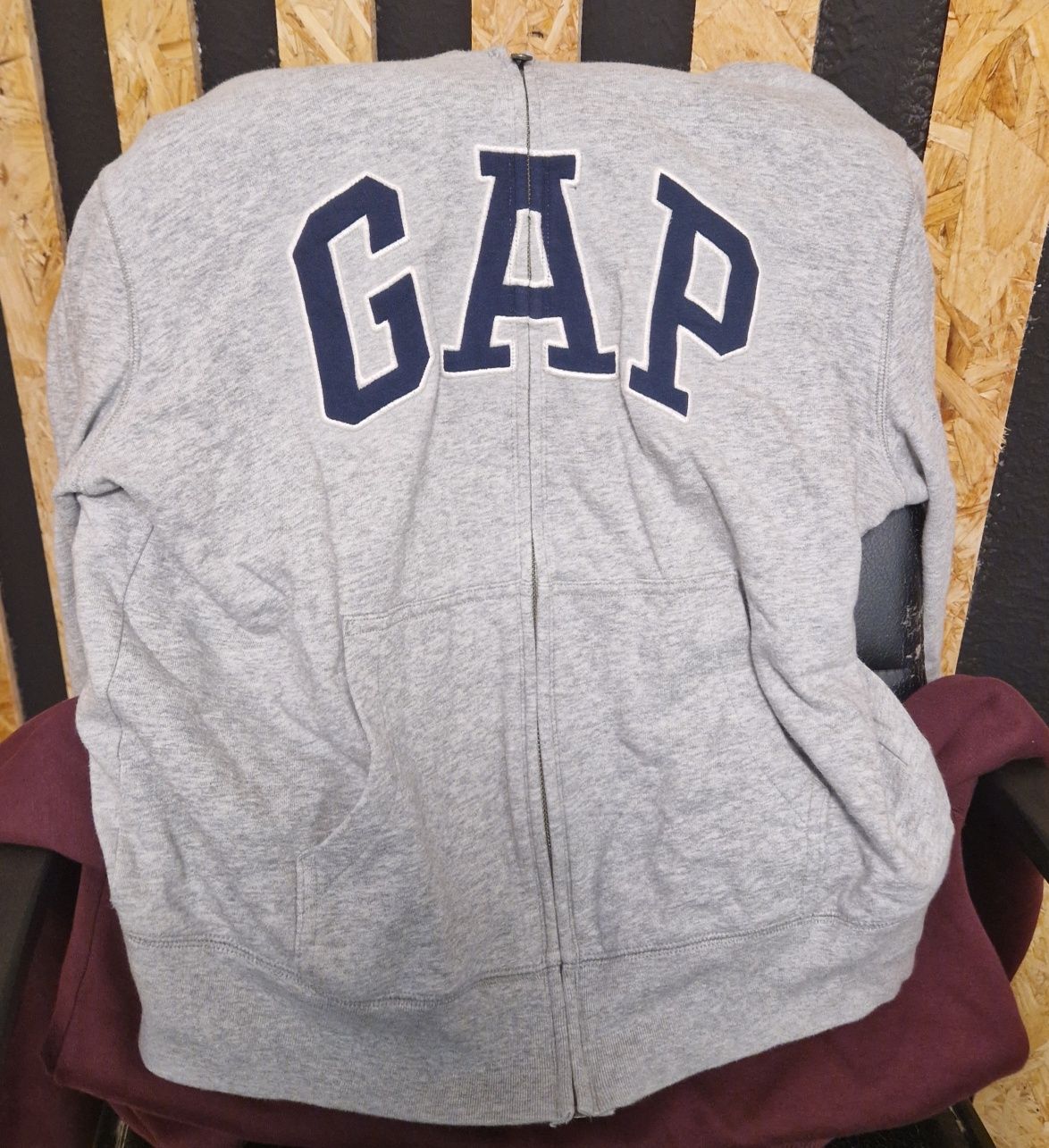 Hoodies e sweatshirts ( carhartt, dickies, gap, hollister, dc, lrg)