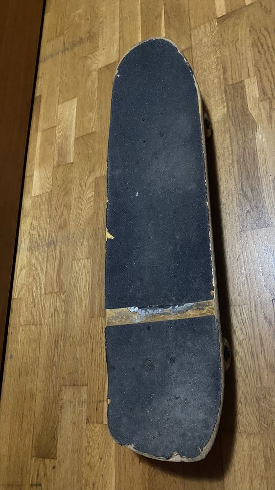 Skateboard usado