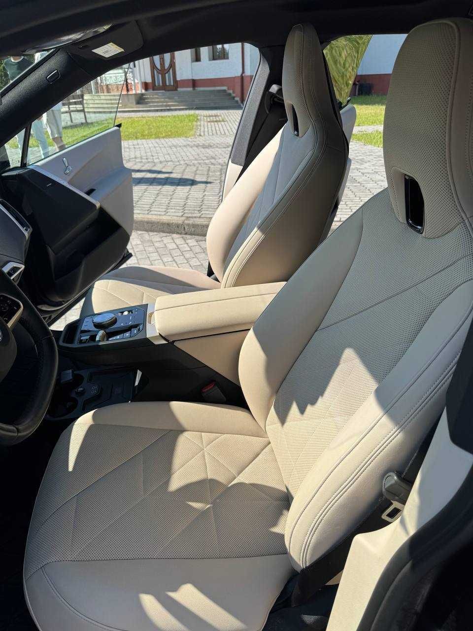 Продається BMW IX 2023