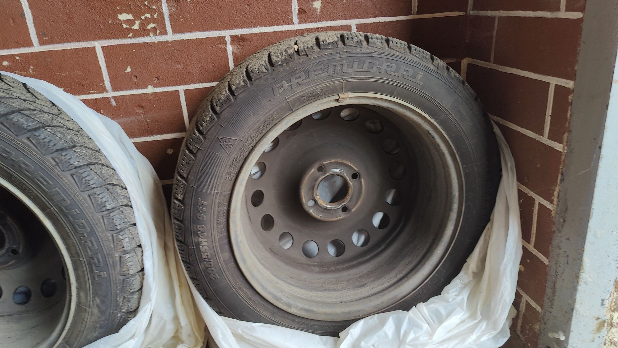 Premiorri 205/55 r16 91t