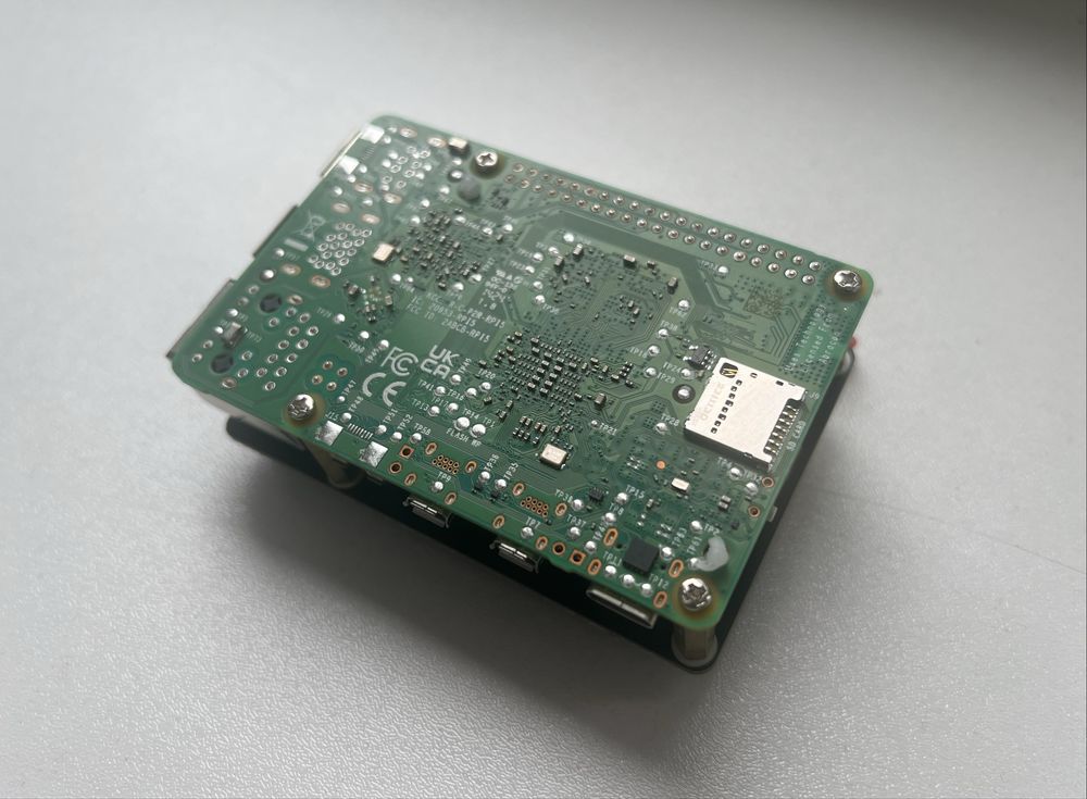 Raspberry Pi 5 8GB + chłodzenie + dysk M2 4TB + karta SD 256GB