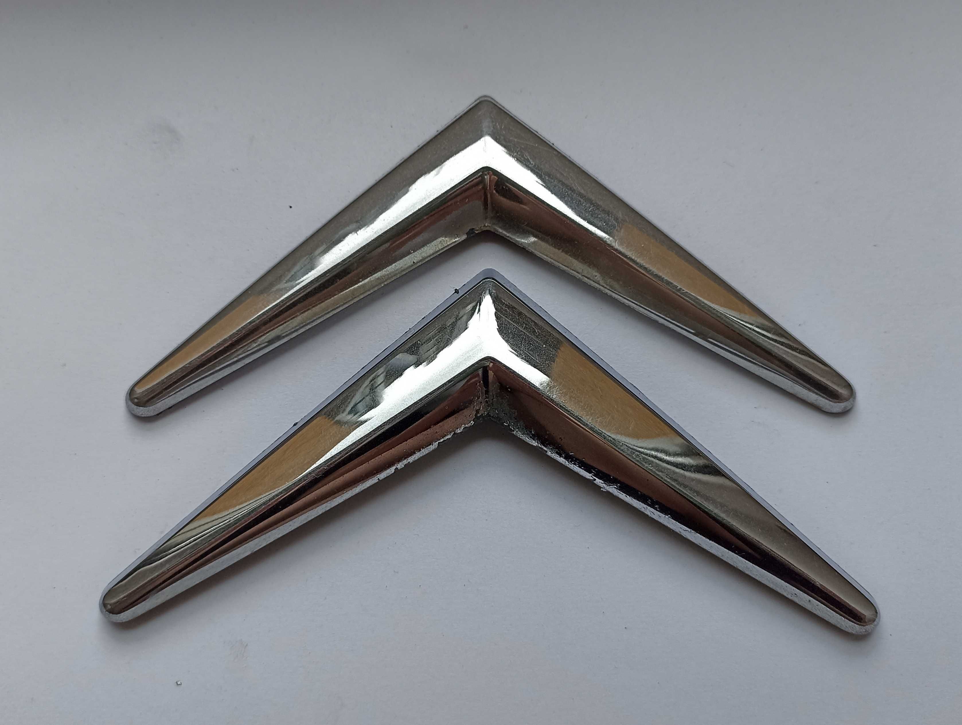 Emblemat znaczek maski Citroen C3 Pluriel