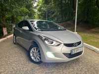 Hyundai Elantra 2011