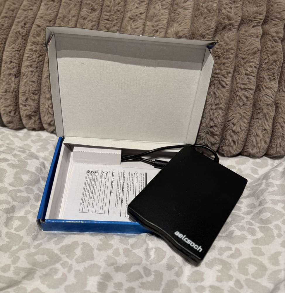 USB Portable Diskette Drive - urządzenie do odczytu dyskietek