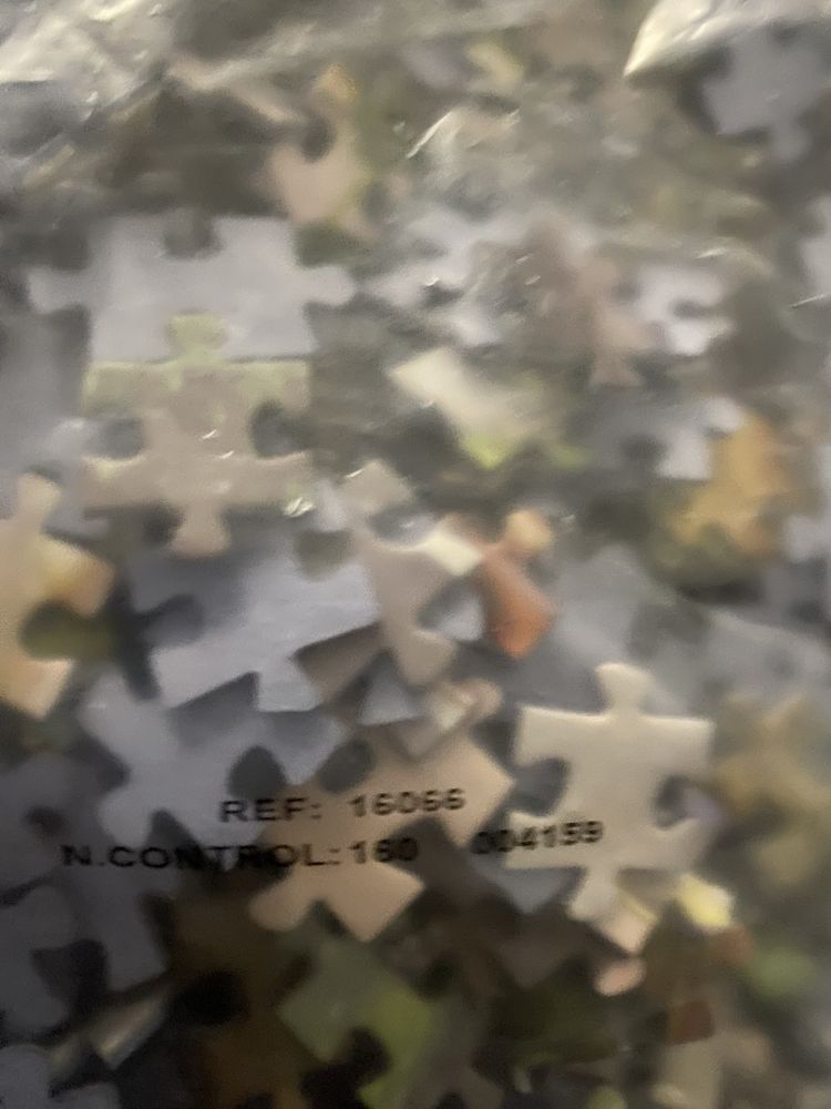 Puzzle Educa 33600 szt elementów W zestawie 7 z 10 worków. Cena za szt