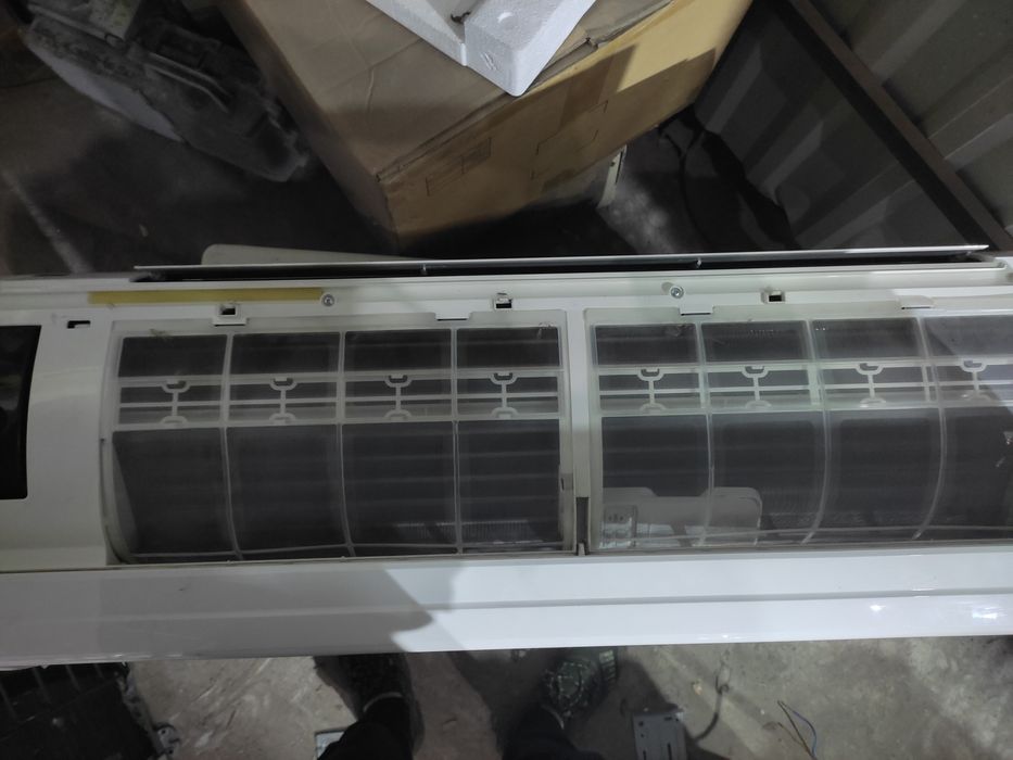 Кондиционер инверторный TOSHIBA 22 на 70 м.кв премиальный класс.