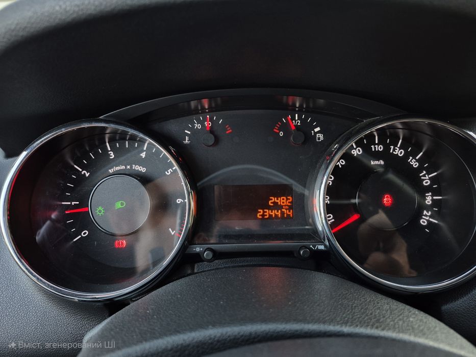 Peugeot 5008 1.6 бензин