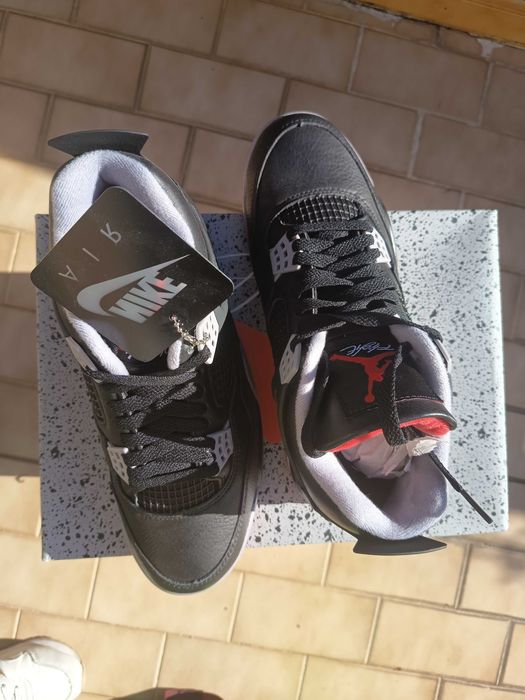 Sapatilha Jordan Air Jordan 4 Retro Rare Air