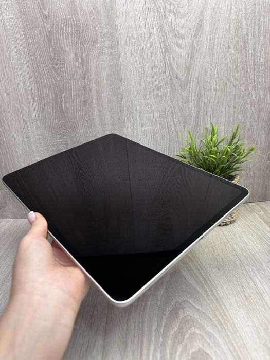 iPad Pro 12.9” (модель A1876, Wi-Fi) заблокований