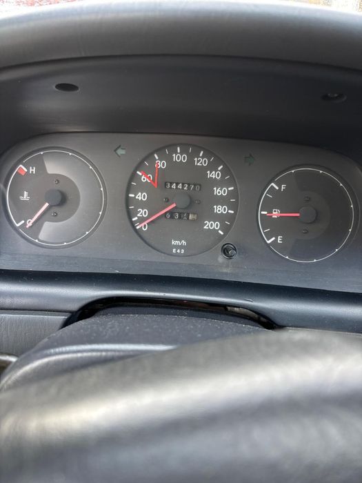 Vendo Toyota corolla star van 1995