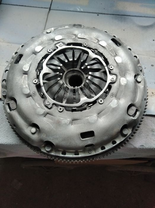 Корзина Сцеплення VW Т-5