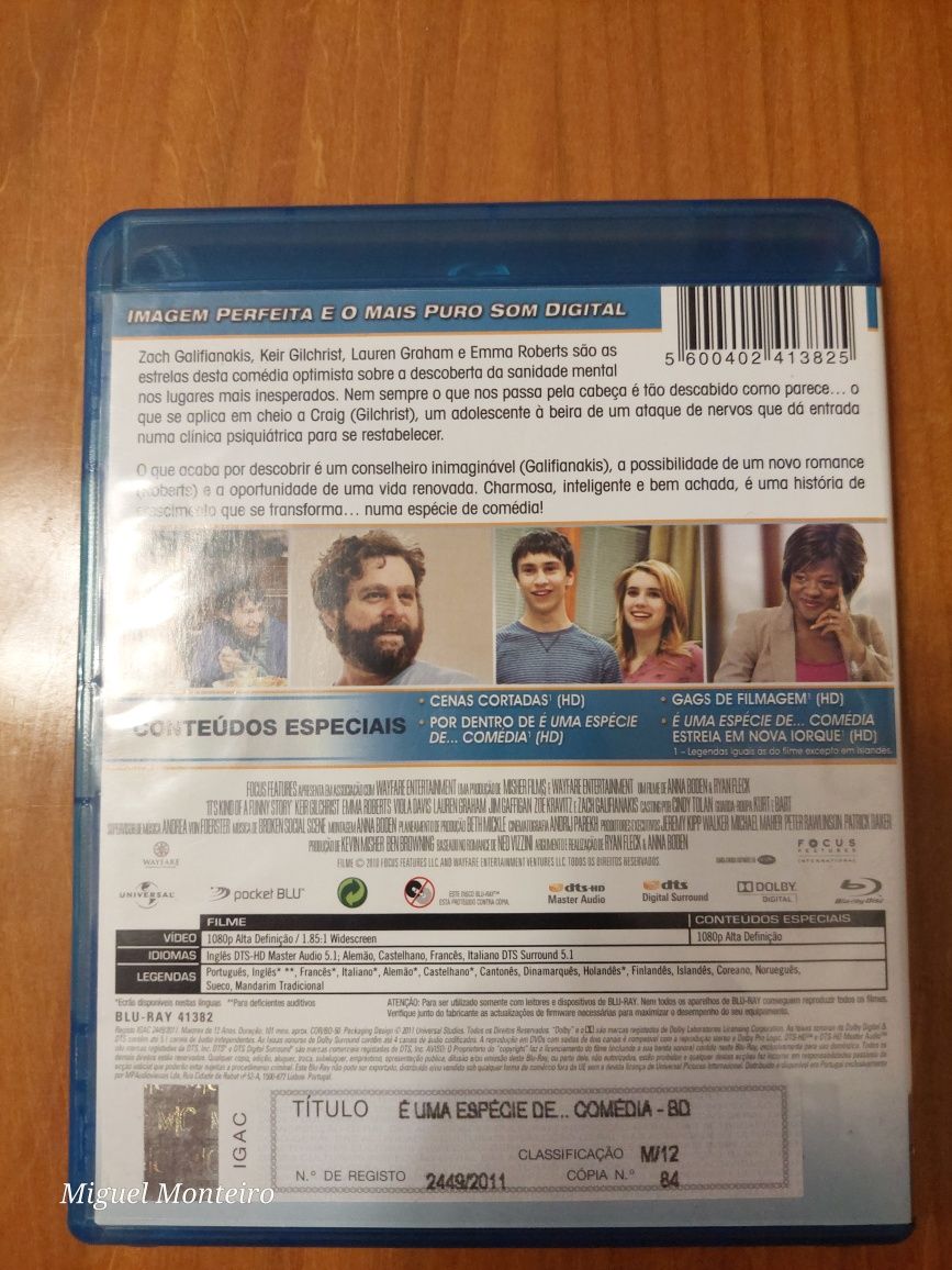 E uma espécie de comédia