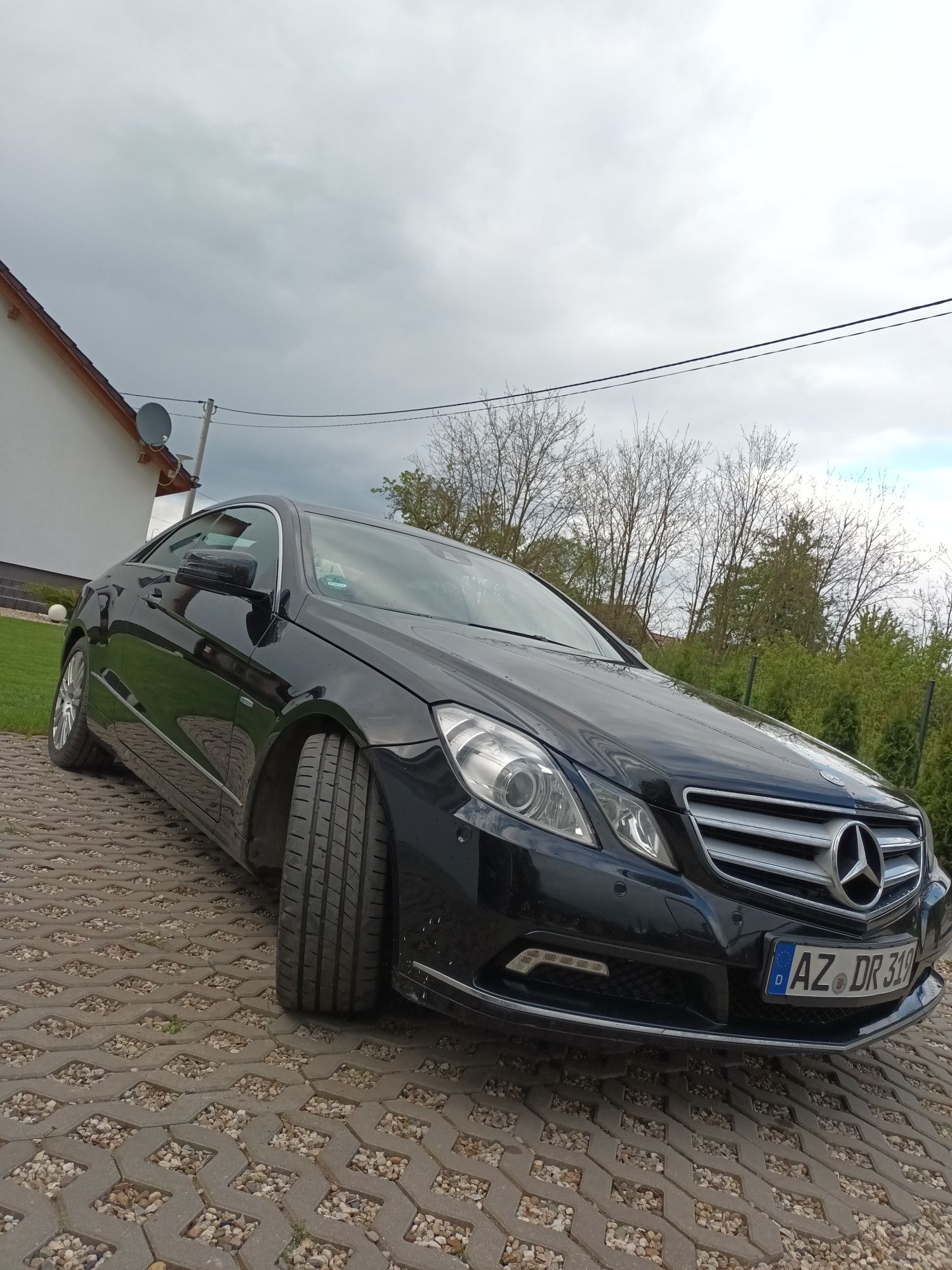 Mercedes E Klasa W212 W207 Coupe 2010r