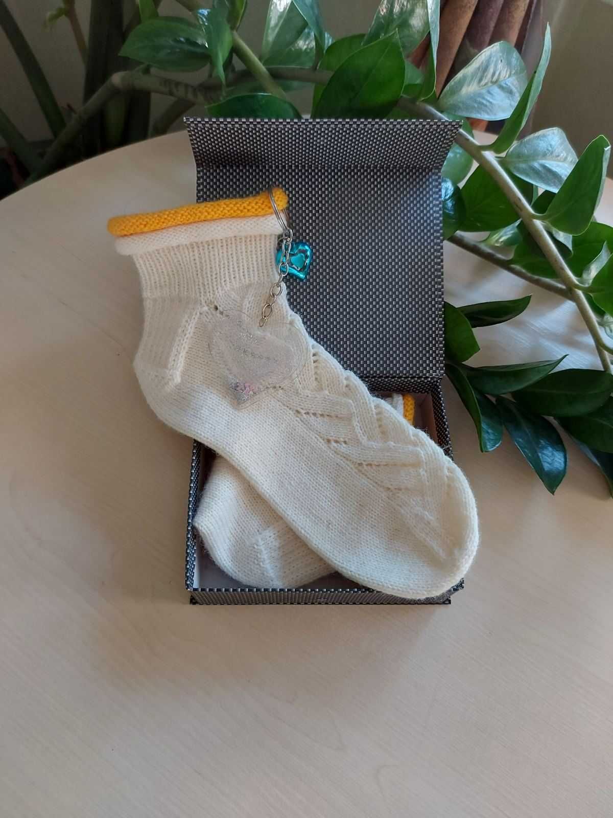 Шкарпетки ручної роботи