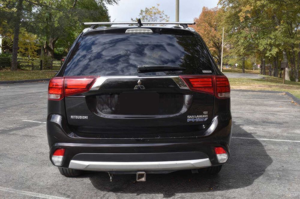 Mitsubishi Outlander PHEV GT      2018