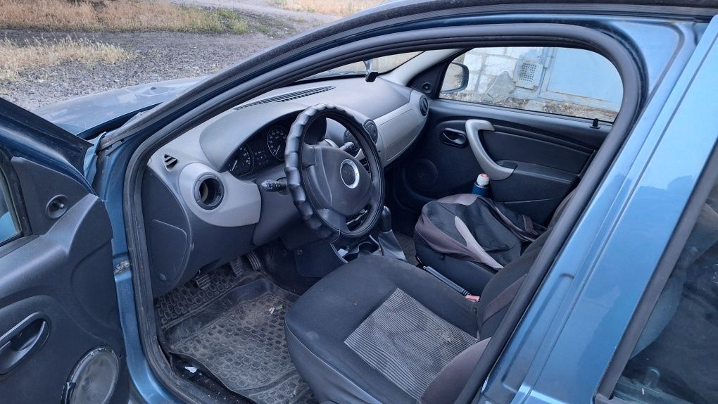 Dacia Sandero 2010