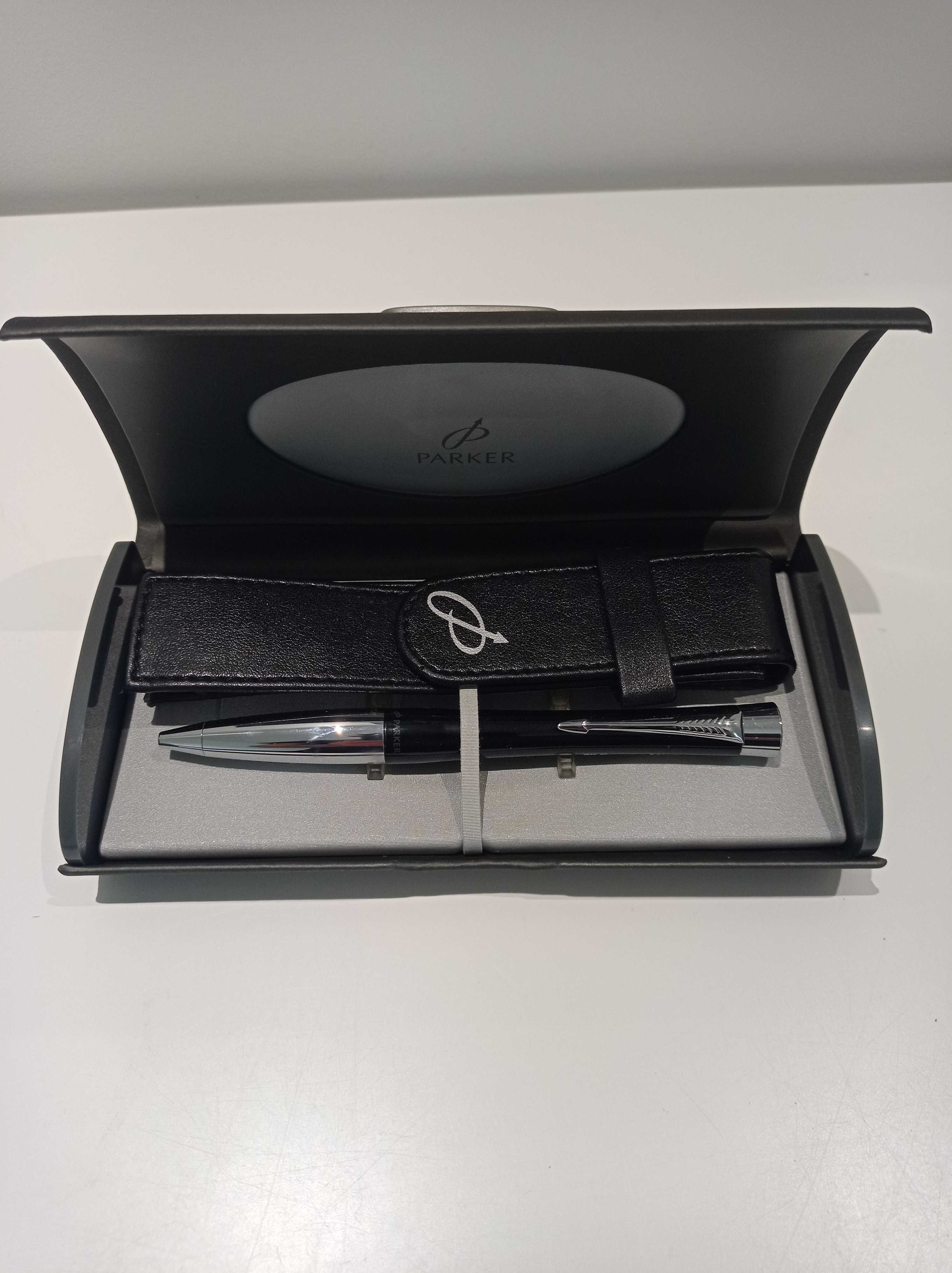Długopis Parker Urban Black CT ballpoint + skórzane etui