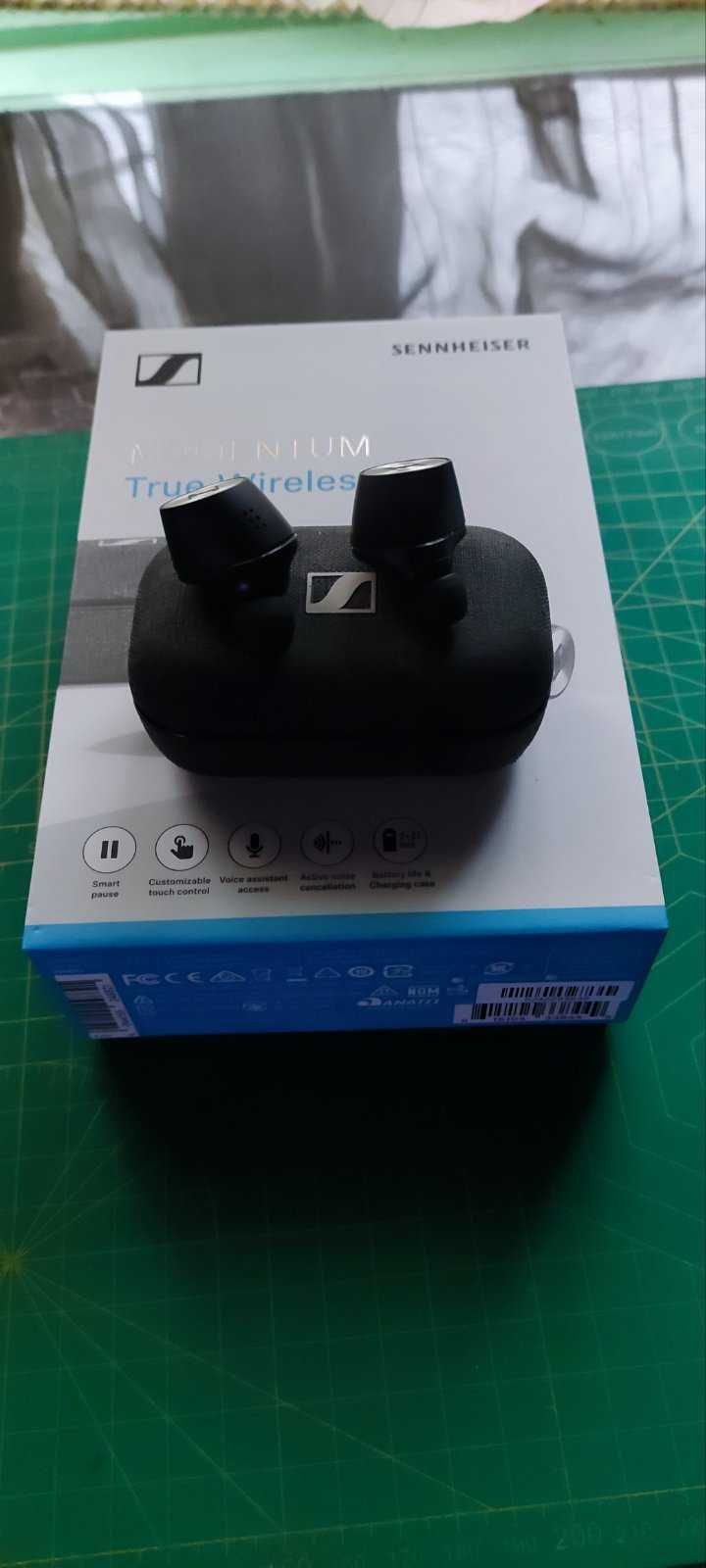 Навушники Sennheiser MOMENTUM True Wireless 2