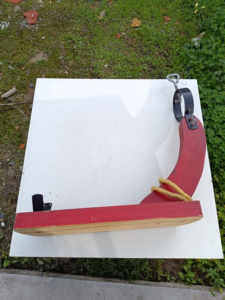 Suporte de presunto em madeira