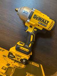 Гайковерт DeWALT DCF900