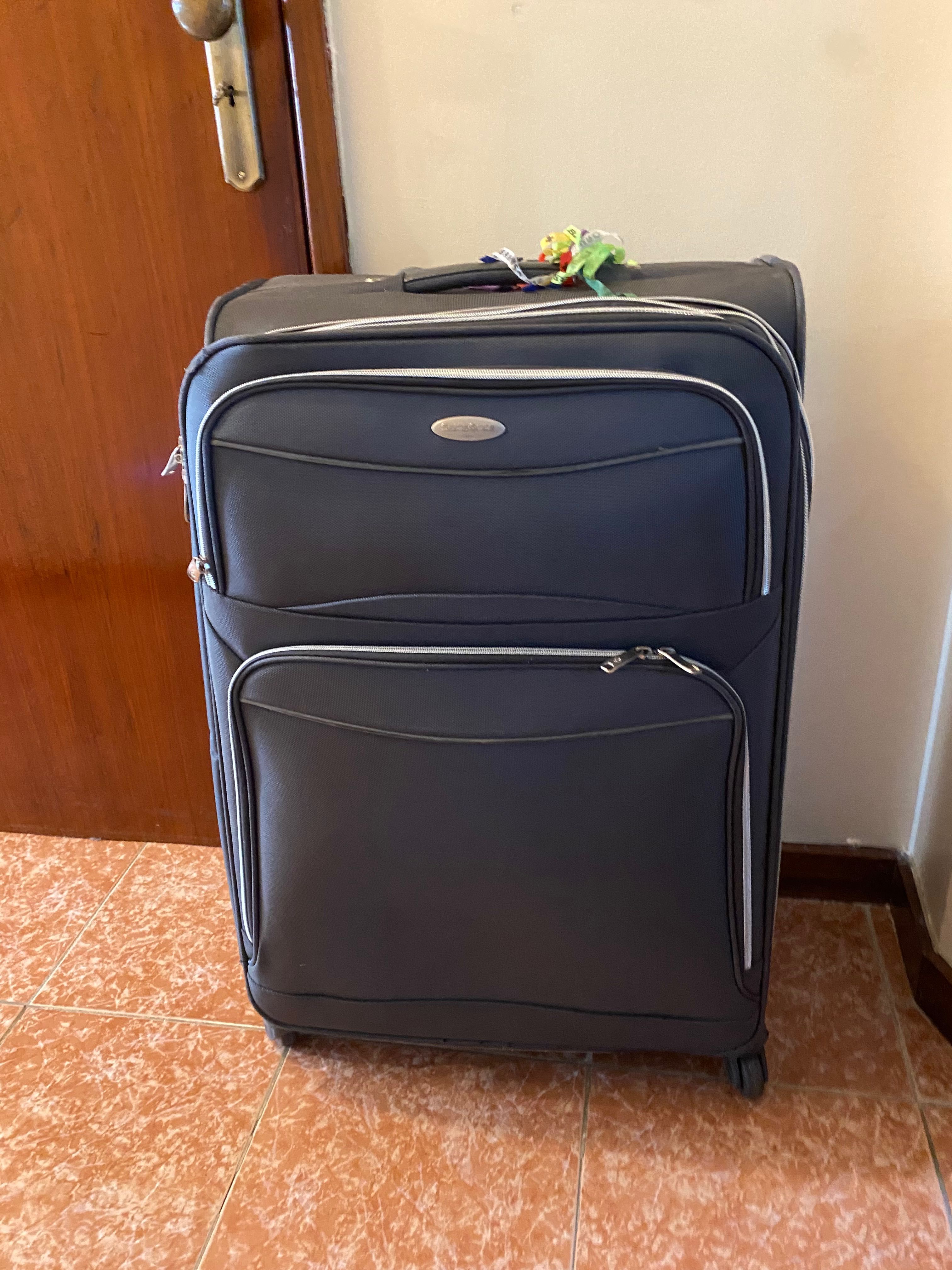 Mala de viagem samsonite cinzenta 32kg grande