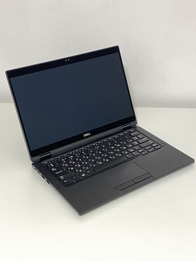 Ноутбук Dell Latitude 7390 2-in-1 (16/256)
