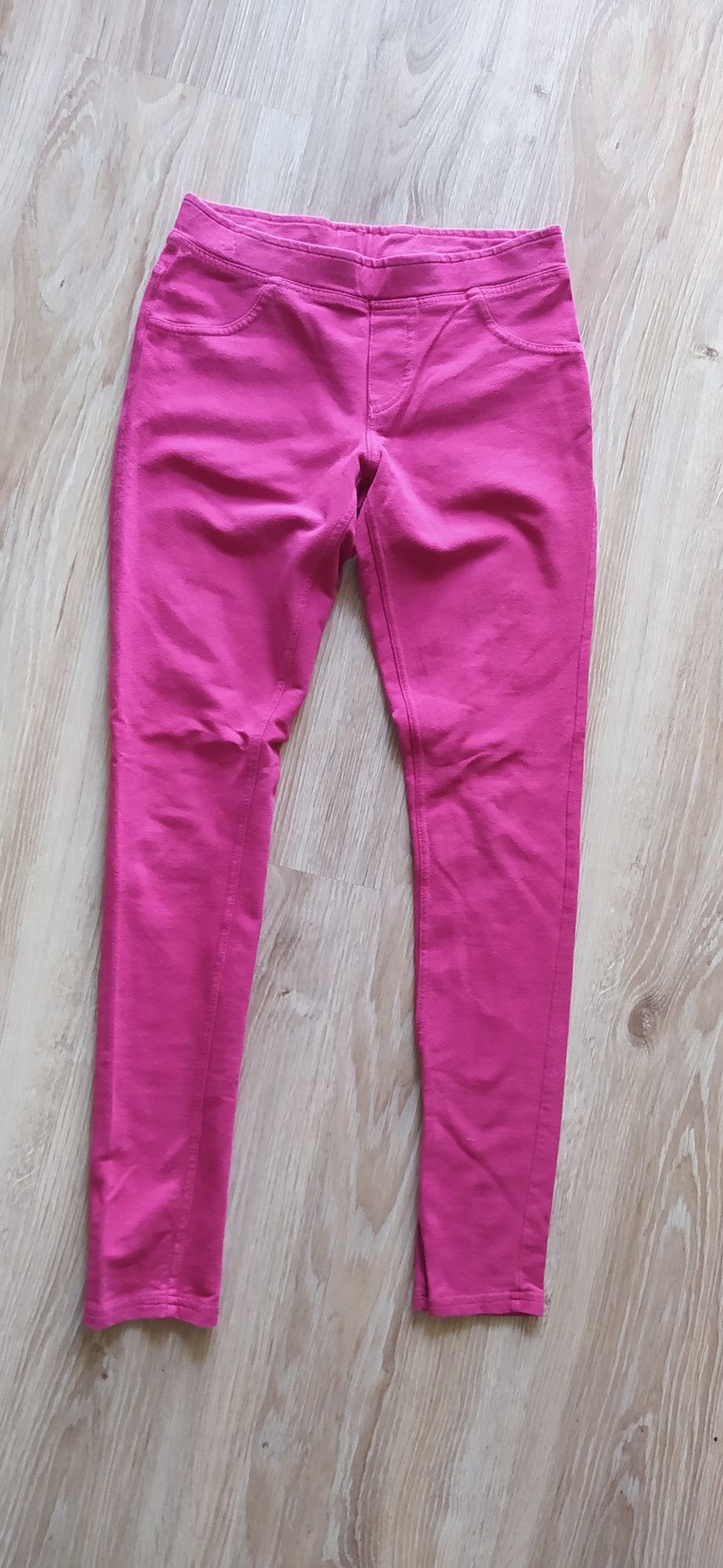 Leginsy ,spodnie 152 Benetton