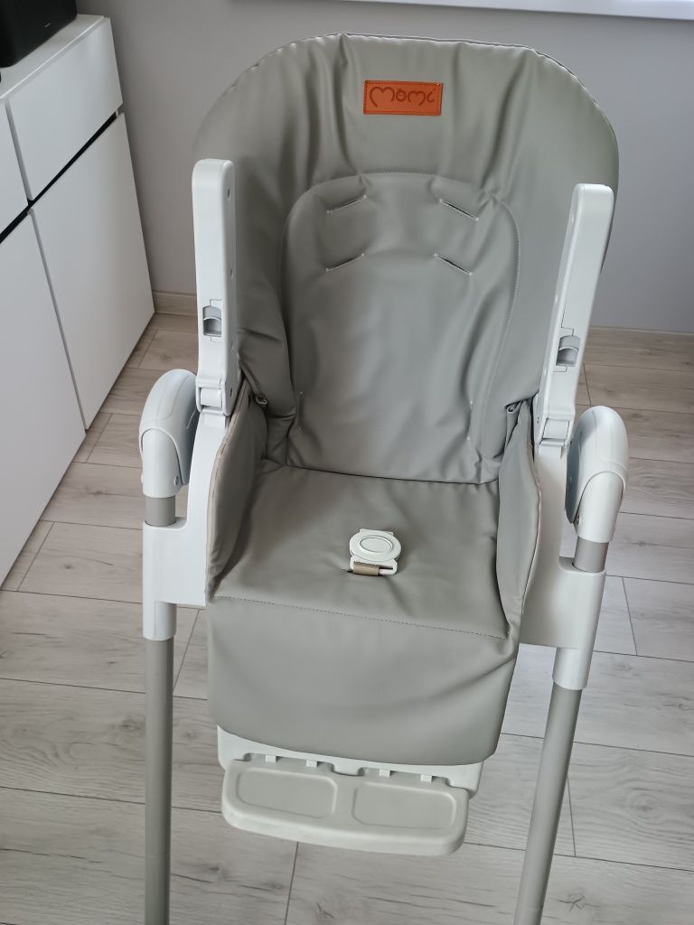 Krzesełko do karmienia MOMI