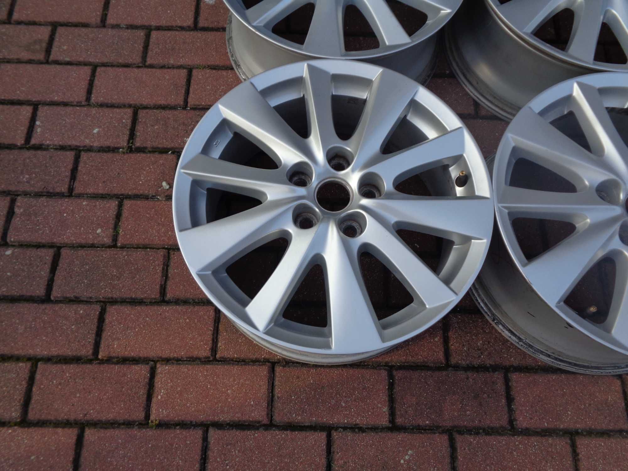 Alufelgi 17 Kia Hyundai I30 I40 IX35 Mazda Mitsubishi 5x114 sr 67,1mm