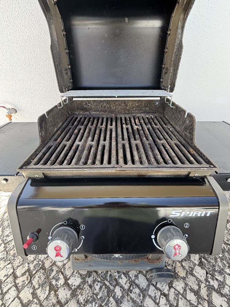 Grelhador Weber Spirit  2 queimadores a gás